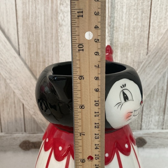 Johanna Parker Valentine’s Day Cat Pitcher - Picture 7 of 8